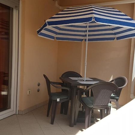 Apartment Orange Brist بولا المظهر الخارجي الصورة